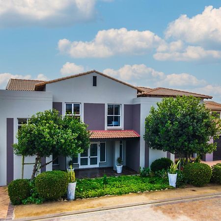 Flensborg Studios & Penthouse - Langebaan Golf Estate Exterior photo