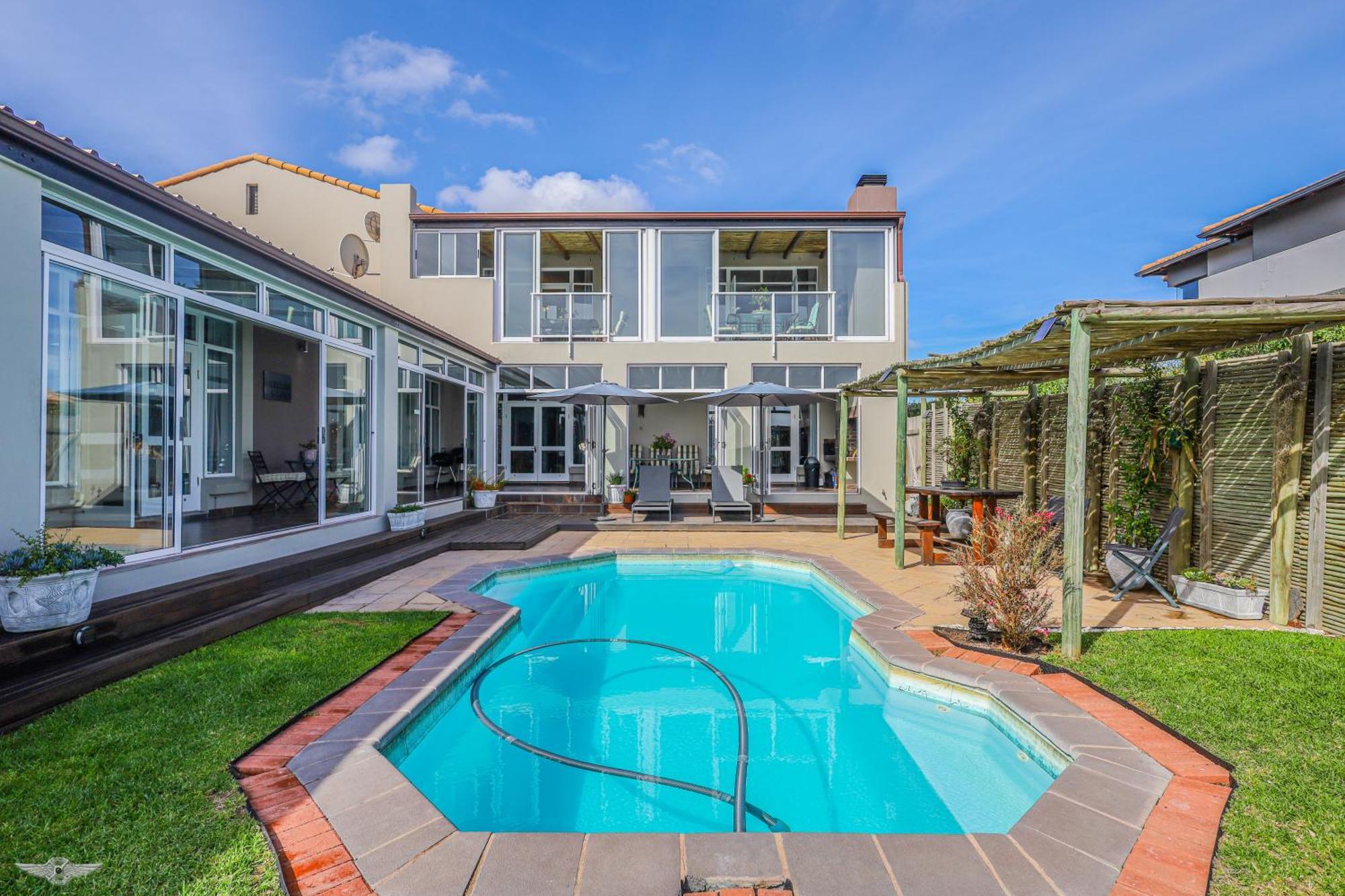 Flensborg Studios & Penthouse - Langebaan Golf Estate Exterior photo