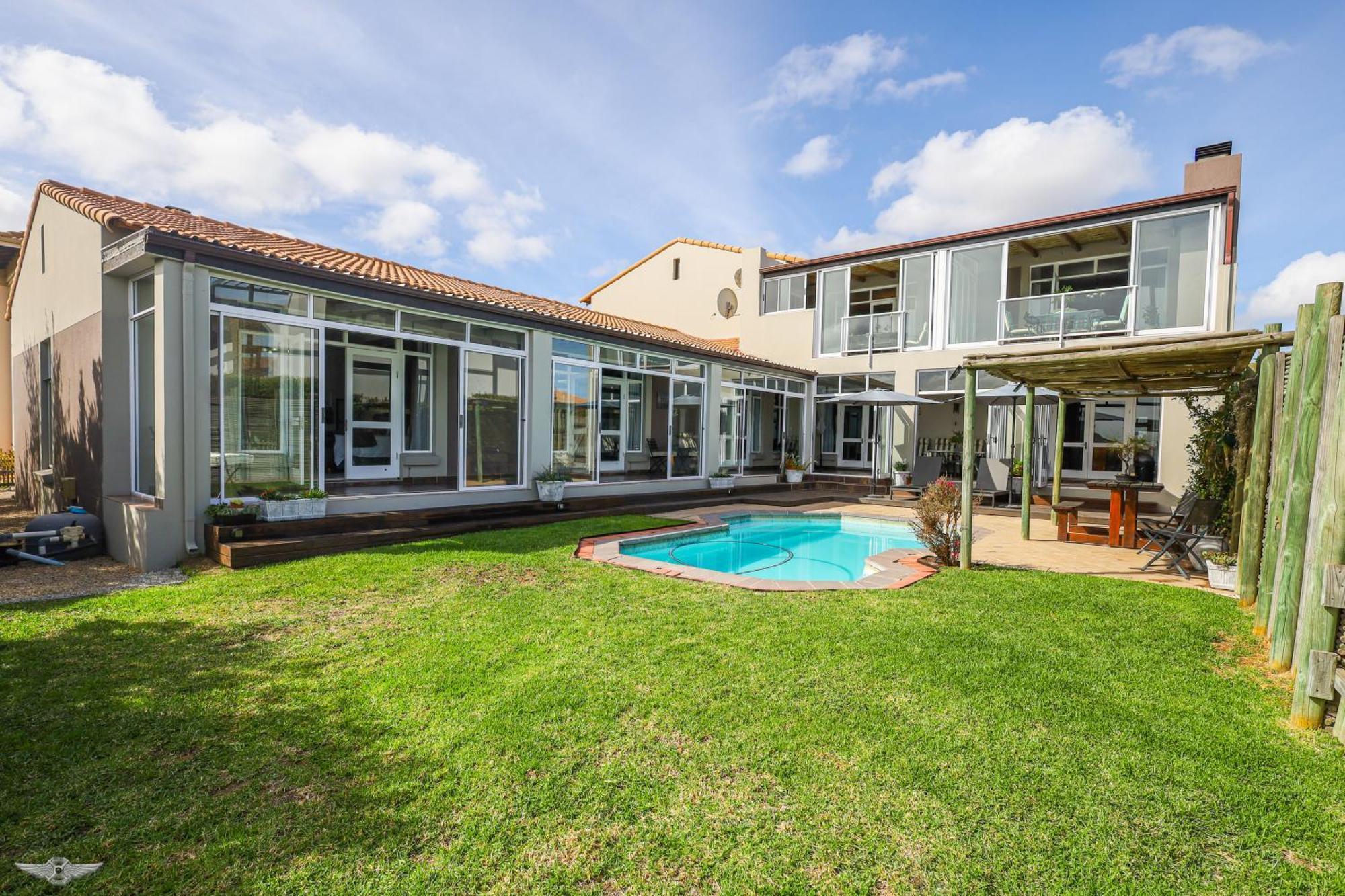 Flensborg Studios & Penthouse - Langebaan Golf Estate Exterior photo