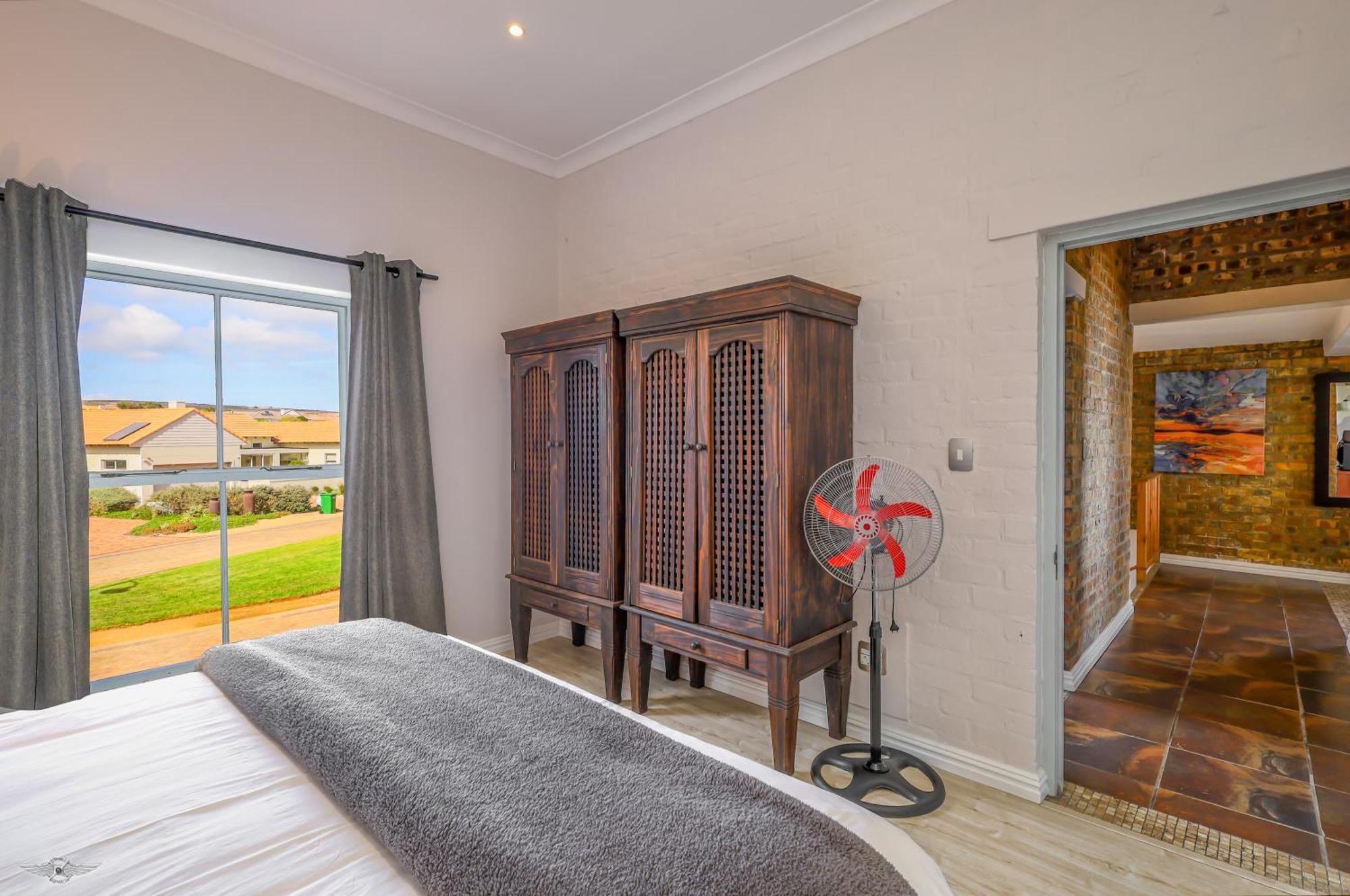 Flensborg Studios & Penthouse - Langebaan Golf Estate Exterior photo
